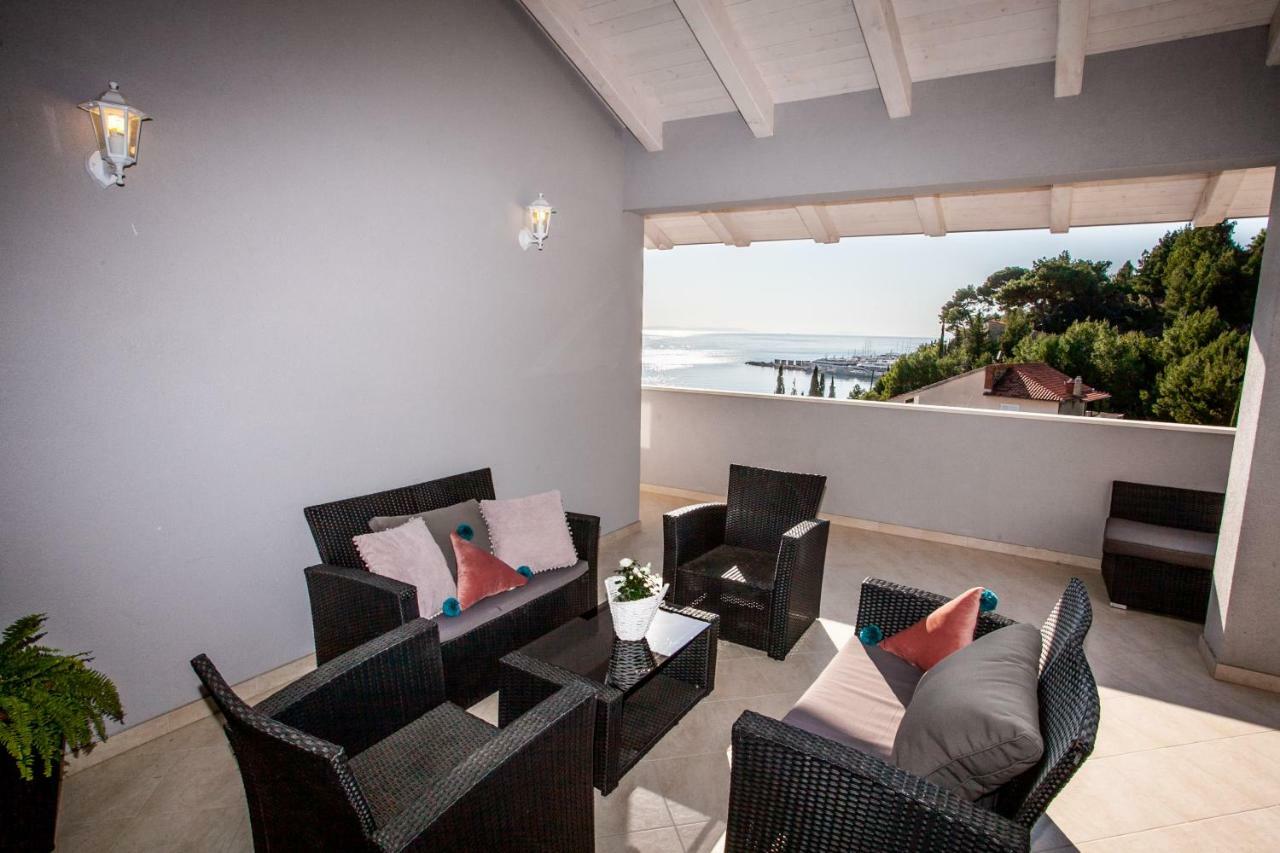 Luxury Sea View Apartment Jesenice  Kültér fotó